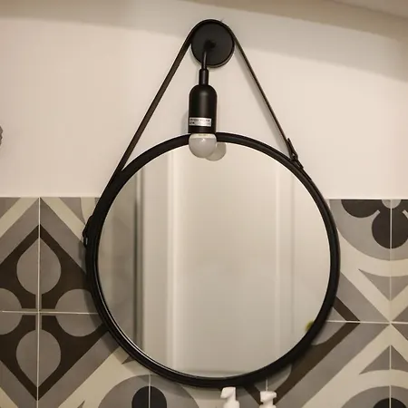 Pizzofalcone Studio By Wonderful Italy Naples